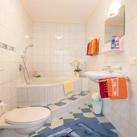 Brollerhof Apartamento *